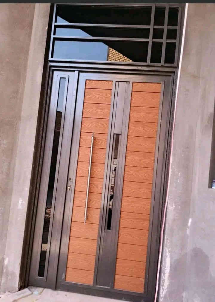 #ورشة حداده عامه 
#عمل وصيانه وصبغ حراري 
#ابواب شبابيك 
ابواب بديل الخشب 
ابواب قاصه 
ابواب الياف زجاجيه 
#عمل مراجيح محجرات 
#منقلت شوي 
#كرفانات 
#العنوان . البصره . الزبير 
#كذلك متنقله جميع مناطق المحافظة البصره 
لاتصال.  ***********
واتساب ***********
بأسعار مناسبه
