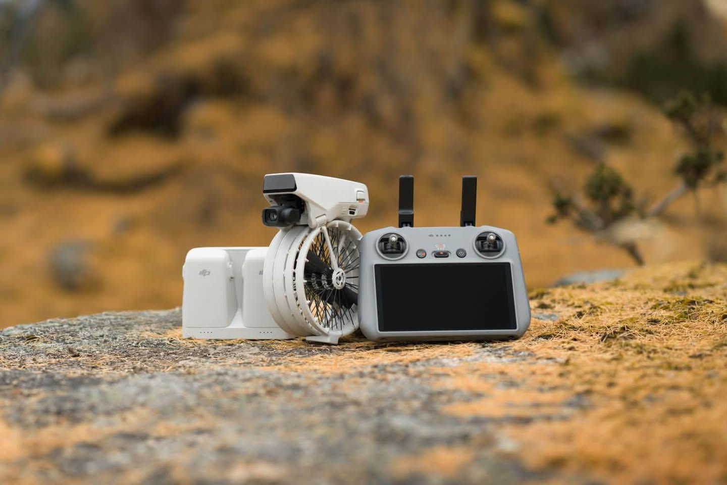 سڵاو و ڕێز
دڕۆن DJI Flip 
کەپس لۆک 
بەکارنەهاتوو

DJI Flip 
Fly More Combo 
RC 2 

متوفر
قناة تلكرام

https://t.me/davarsstore


**إذا كنت صاحب هذا الإعلان وتريد حذفه لأي سبب، رجاءا أرسل رسالة إلى الدعم الفني**