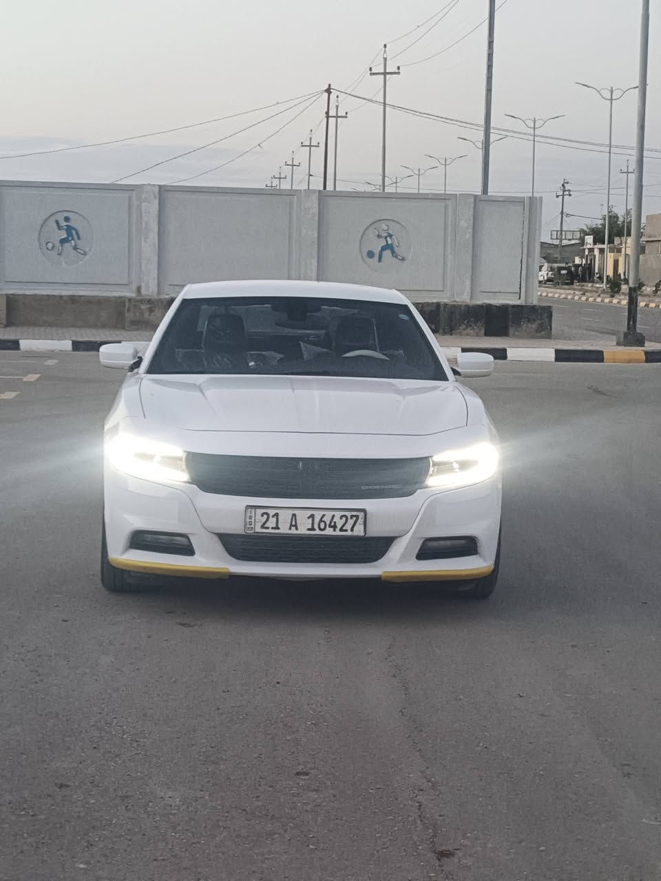 سلام عليكم البيع فقط؟؟؟؟؟؟
......... ... السعر... 245وبيهه مجال
چارچر موديل 2019كندي كفاله عامه 
سياره جديده ماشيه 70 mi حقيقي 
كير مكينه حداديه كفاله 
سياره جديده وجاهزه ع اخر حبايه ماناقصهه شي 
بئسمي تحويل ثاني يوم هزه وسنويه جديده 
العنوان /كوت /شيخ سعد
رقم الهاتف ***********
