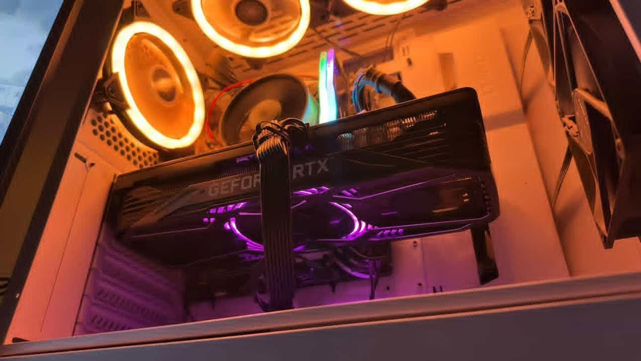 كروت
Zotac twin edge 3070
380 الف

Gainward phoenix 3070
400 الف

نظيفات جدا حراره 50-60 بالنسبه للفينكس
60-65 للزوتاك 

مكان بصرة

***********
