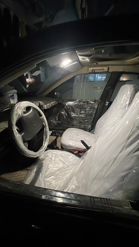 السلام عليكم اوبل فكترا للبيع موديل 1990 محرك 18 شرط  سنويه 2029 مابي اي صرف كهربائيات شغال كامل 
اتصال ما متواجد عل فيس ***********
