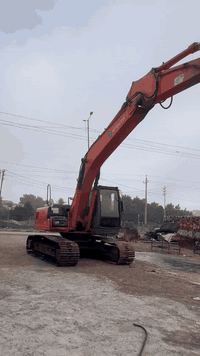 حفاره.  زت عادي  موديل 2006مكفوله من عده المضخه مفتوحه السعر 2700     ...