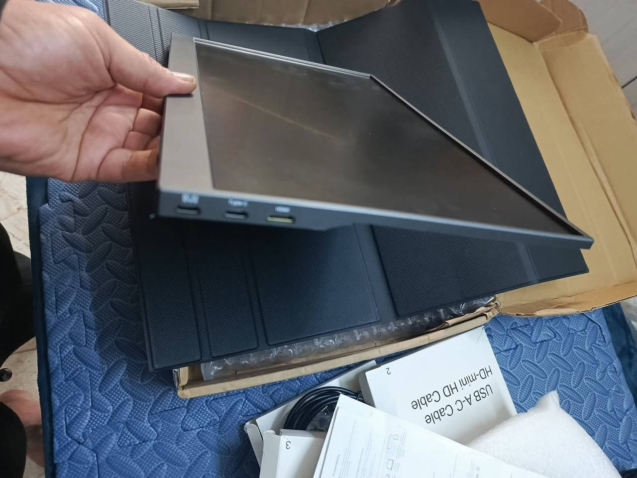 شاشه مونتير 
قطعتين عندي بجيس 
الوحده ب٧٥زوج ب١٥٠


**إذا كنت صاحب هذا الإعلان وتريد حذفه لأي سبب، رجاءا أرسل رسالة إلى الدعم الفني**