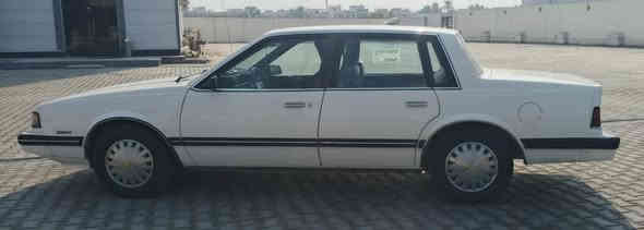 سلبرتي 1989 للبيع
السيارة كاملة بدون نواقص.
السعر 67 
مكلف بالنشر
للإستفسار ***********
