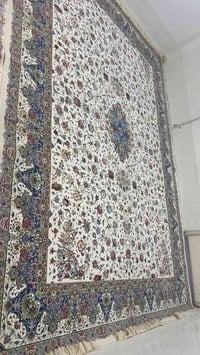 فرش ايراني • ٣×٤م • جديد