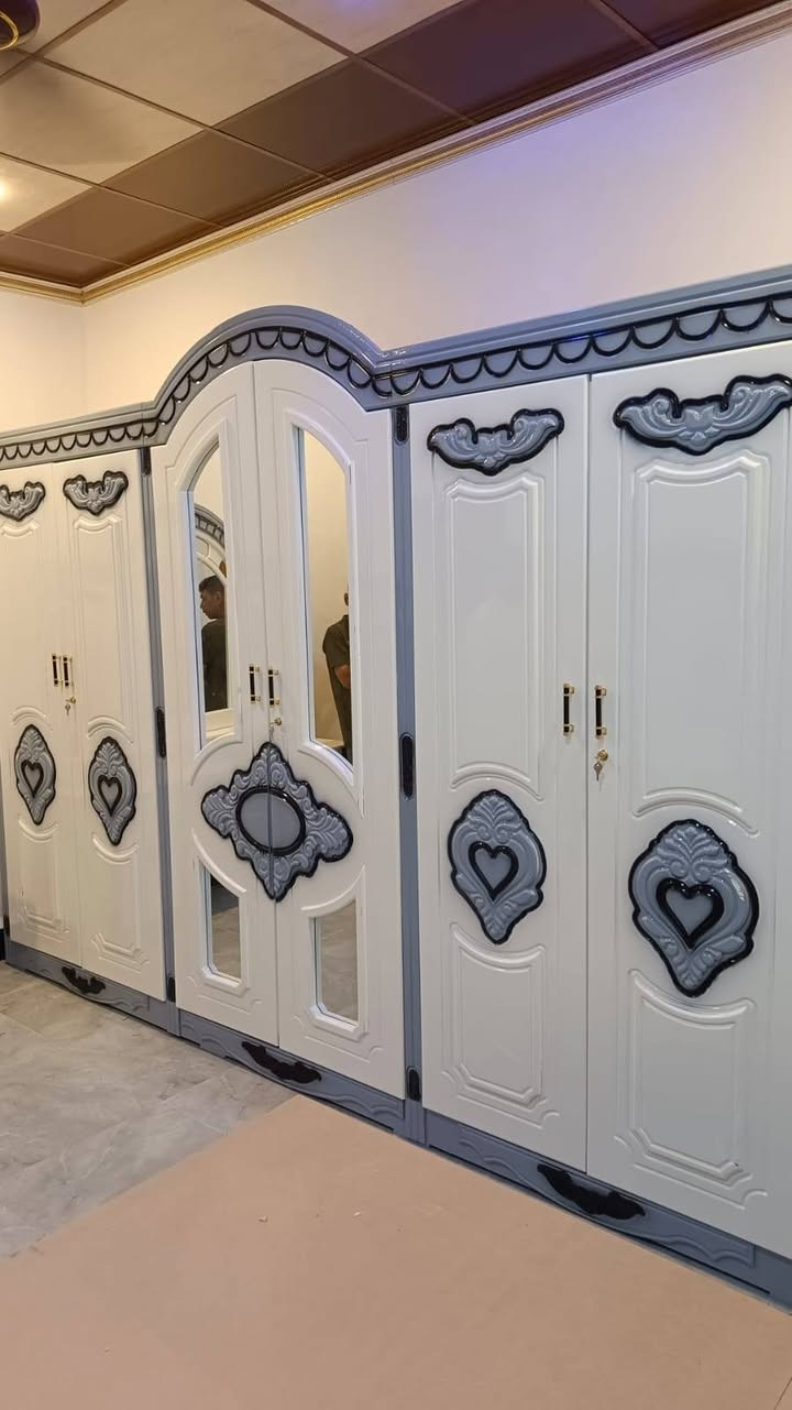 توجد لدينا اخر قطعه مثل هاي الغرفه تزكام شغل درجه أولى وشغل بلوك شرط وضمان ٥ سنوات مع وصل ضمان العنوان ذي قار قضاء الغراف قرب علوة الأسماك محل نجارة أثير *********** السعر مناسب راسلني وبيك خير
