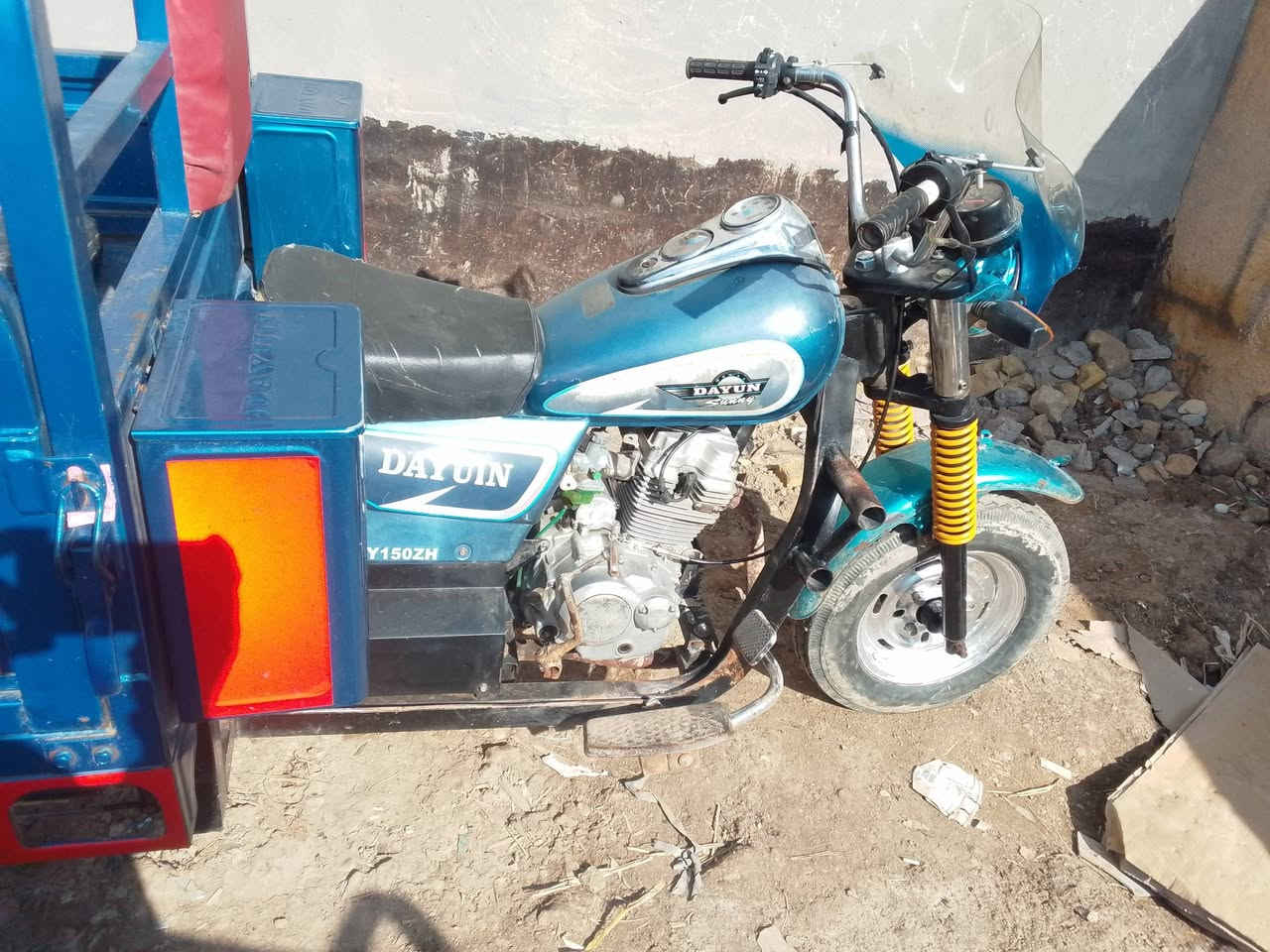 السلام عليكم ستوته للبيع موديل 2016 شاصي واوراق مكفولات مكينه خير من الله تخم تاير  كهربائيات كلها شغاله السعر 1,350 المكان كوت شارع النفط *********** 
***********
