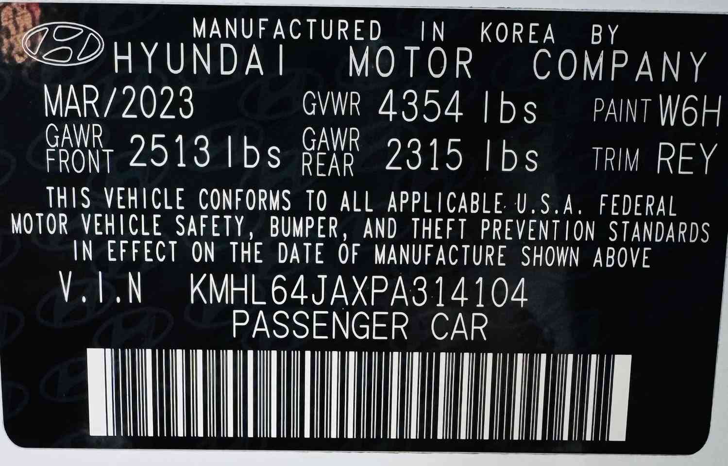 سوناتا 2023 وارد امريكي
• السعة: 2.5 لتر (2497 سي سي)

• ناقل حركة أوتوماتيكي 8 سرعات

• نظام دفع أمامي (FWD)

مقاعد أمامية قابلة للتعديل كهربائيًا

• مقاعد قماش مريحة عالية الجودة

• شاشة وسطية لمس 

(عادة 8–10.25 بوصة حسب السوق)

• دعم Apple CarPlay & Android Auto

• مشغل USB / Bluetooth

• مفتاح دخول ذكي + زر تشغيل

• مكيف أوتوماتيكي مزدوج

نظام فرامل ABS + EBD

• (نظام ثبات السيارة)

• (نظام تحكم ديناميكي بالسيارة)

• 6 وسائد هوائية

• نظام التنبيه من الاصطدام الأمامي (FCA)

• تنبيه مغادرة المسار (LDW)

• مراقبة ضغط الإطارات (TPMS)

• حساسات خلفية

• كاميرا خلفية

. رقم بصرة باسمي السيارة حرة تقرير غرق حد دوسه الباب وبيها طخه بصندوق 

. السعر 175$

. العنوان : البصرة _ خور الزبير 

. للاستفسار وتساب : ***********
