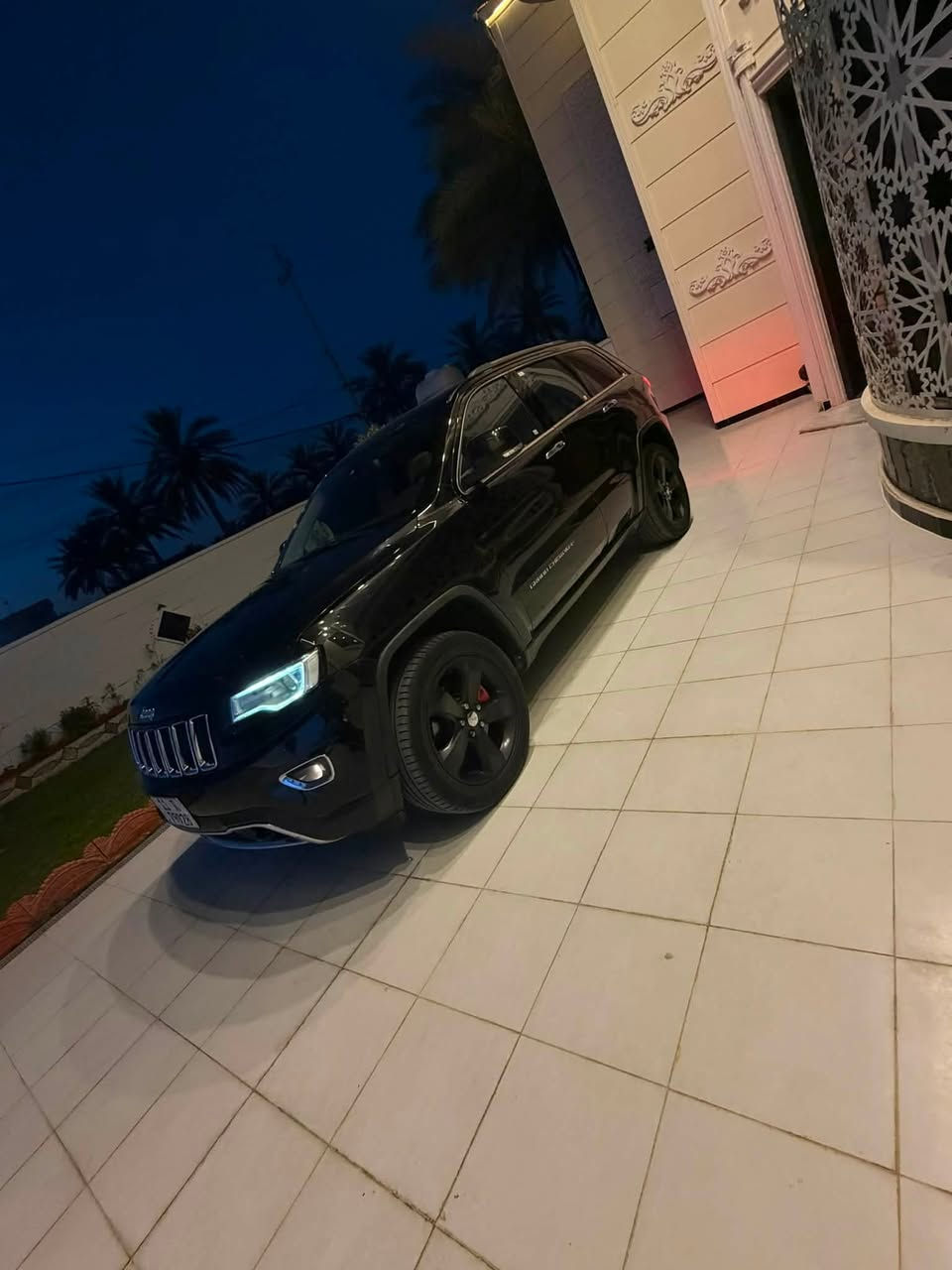 جيب 2014 لون مميز اسود ملكي  لمتددفول مواصفات🍒

وارد خليجي 

السيارة بل واقع احلى من الصور  / السعر 175مراوس حسب القناعه

مكان سيارة بابل. 

رقم السياره بغداد بسمي

 

‎مواصفـات السيارة 🔗 :

📌 المحرك V6 ستة سلندر 3600

📌 الكير اوتماتيك 8 نمر 

📌دفع رباعي 4x4 

📌 المحرك  كفاله بيها نضام FlexFul يدعم بنزين العادي - المحسن - السوبر 

📌  نظام ماوس لتغير وضعيات القيادة (ثلج-طين-جبلي )

📌 ويل 20

📌اللايت زنون 

📌صندوق كهربائي 

📌بانوراما ..

📌 الداخل بيجي 

📌كشنات جلد 

📌كشنات تدفئة الامامي والخلفي

📌الشاشة 8.4 انش الجبيرة 

📌 ٩ سماعات مع مضخم صوت

📌 ابواب بصمة 

📌 حساسات خلفية

📌 كاميرا خلفية 

📌گير طيارة شفتر

📌خزن مقاعد ٣ وضعيات

📌 تسخين مري

📌 نظام ترحيب للمقصوره الداخلية

ملاحظه السياره جديده وجاهزه من كلشي 

كير مكينه حداديه كله كفاله 
 تبريد ثلج

بيه صبغ بل بنيد شبرين ولجنطه هم بيه شويه فقط

بدون دواخل 

رقم الهاتف***********
