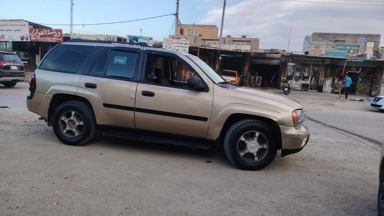 للبيع او مراوس أوباما أو جارجر 

سلام عليكم شوفر ليت 2007 رقم بصره نكليزي تحويل بسمي كير ومكينه خير من الله حداديه  واكسل دبلات وسدر كله خير من الله مابيه ضربه فقط مصبوغه حزام لجماليه *********** واتساب اذا اكو مراوس أوباما أو جارجر يوكن
