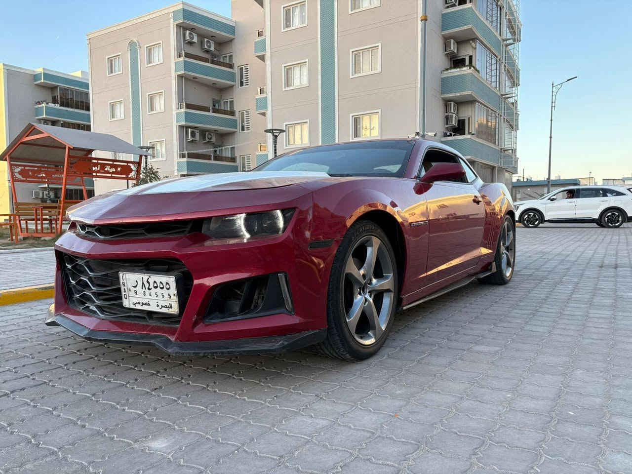 سلام عليكم
للبيع كماروسياره مديل 2014 خليجي فول مواصفات كشنات كهربائية تحكم ستيرن فتحه سقف شفتات2014 
6سلندر
مكينه6300 
85وبيها مجال قليل
مكان البصره 
رقم الهاتف ***********
مكلف بل نشر
