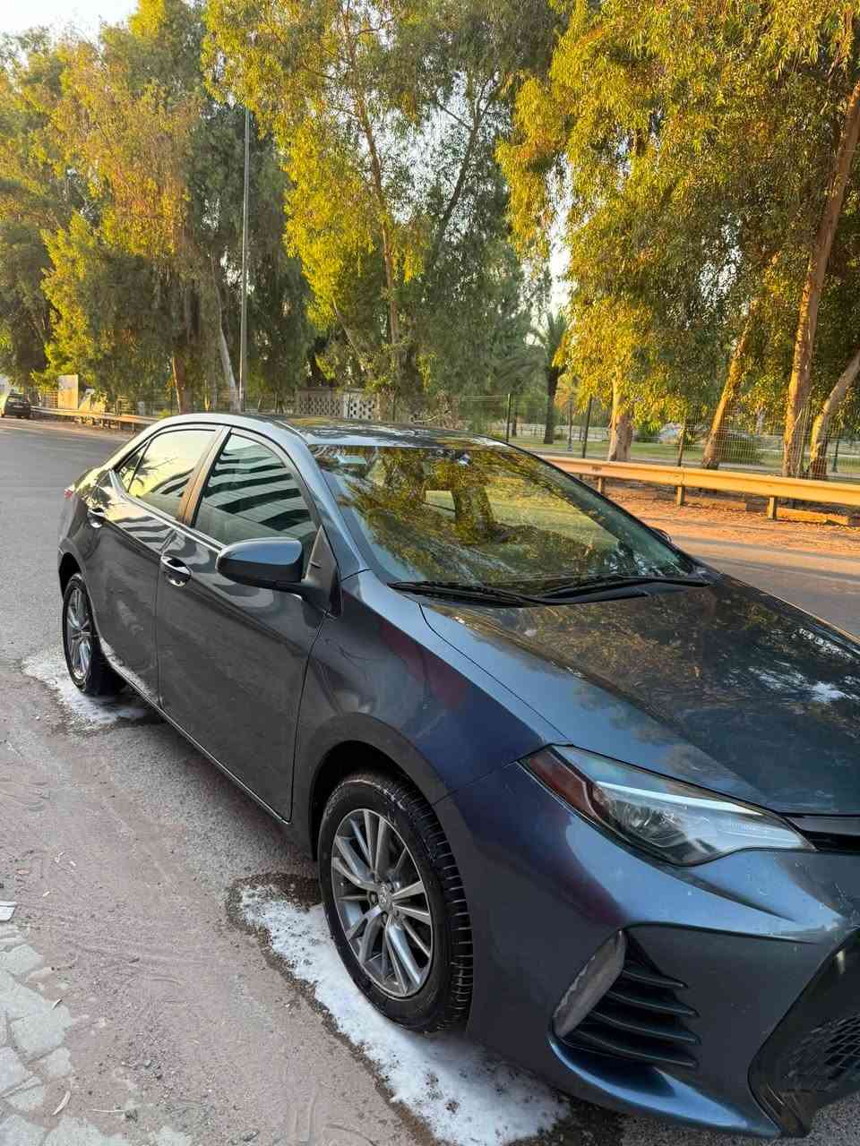 السلام عليكم ورحمة الله وبركاته
‏‎       ——— لـلـبـيع  ———

تويوتا كورولا.        — Toyota Corolla

‏‎وراد أمريكي.          —  ايرباك سليم  

‏‎الموديل                —  2018  

فئة                       —  LE

حجم المكينه         —  V4/1800

حالة السياره.    — صبغ ((جاملغات اماميه فقط بدون دواخل -))

وبيه شويه بارد جوه القبق البانزين 

‏المواصفات 

-كشنات - مخمل 

-كشنات تدفئه 

-كشنات تبريد 

-ستيرن تدفئه  

-ليد نهاري  

‏‎-شاشه كبيره تدعم نظام الأبل كار باي ونظام الاندرويد 

‏‎-تبريد منفصل 

‏‎-تحكم ستيرن جهتين 

‏‎-تحديد سرعه 

‏‎-مانع انزلاق 

-رادار امامي 

‏‎-تحديد مسار 

- تنبيه ما قبل الاصطدام

‏‎-كامره خلفيه

‏‎باقي المواصفات المعروفه 

‏‎السعر            — 127$

رقم السياره    — أربيل 

‏‎موقع  السياره — بغداد جميلة 

الاستفسار _ ***********
