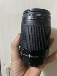 عدسة نيكون • ٧٠-٣٠٠ • بدون مشاكل
