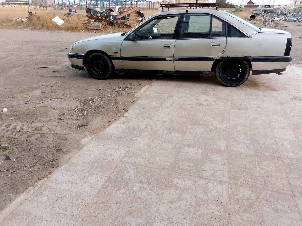 السلام عليكم سياره اوبل اوميجا حجم 20 سنويه خضراء المكان تكريت حي الديو للبيع السعر 10 هذا رقمي اتصال على هالرقم ***********
