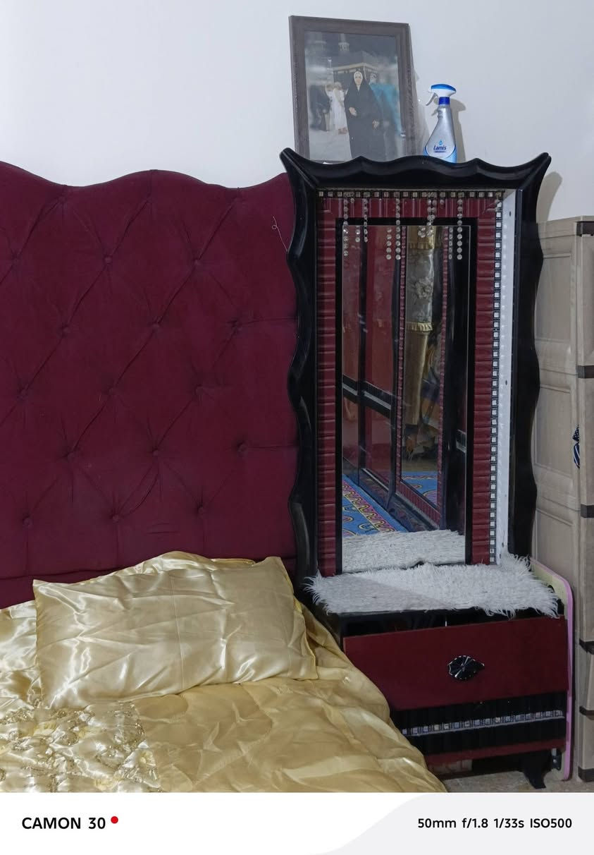 غرفه تركي ٨ سعره ٦٠٠بيه مجال *********** ستفسار عله هاذا رقم
