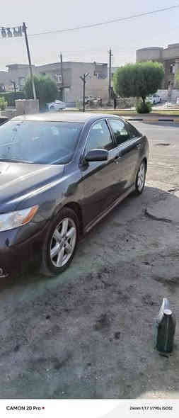 كامري 2008le ويل ١٧فتحة داخل اسود الضرر جنطة عليها ادامة كاملة تخم تاير باتري صدر تبريد شلع بدلته كلفني ٩٠٠كله اصلي مدوشمة وشاشة وبدلت دهن كير وفلتر وهاي تقريبا كل موصفاتها  مكاني الغزالية شارع مدير الامن السعر ٨٥ ورقة وبيها مجال بسيط ***********متواجد من ١٠الصبح الى ١٠بالليل اوالتواصل بالماسنجر
