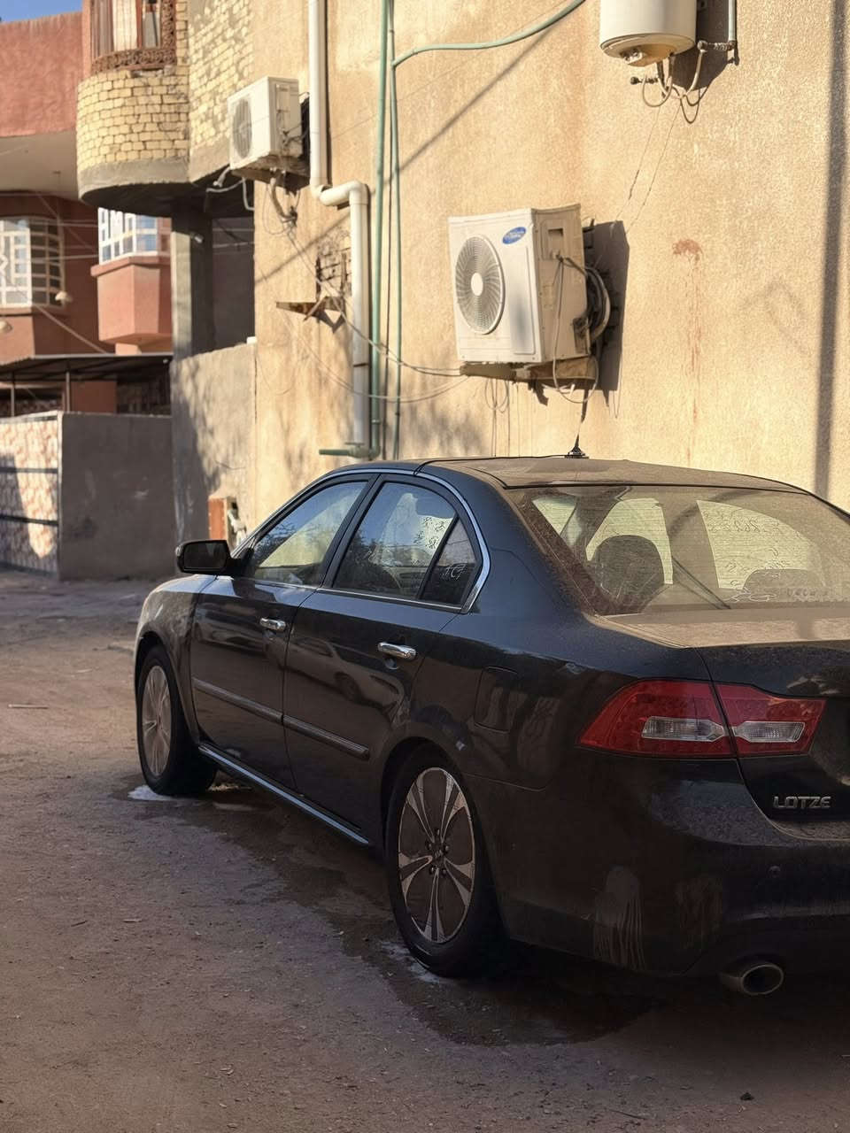 سلام عليكم 
ادوات ادوات ادوات 
اوبتيمه  مديل2010 بانزين
فول مواصفات ما عده الفتحه
بصمه 
مري شفط
حساس خلفي 
تدفئه كشنات 
كشن سايق كهرباء 
لد خلفي 
رقم وسنويه شمالي  السياره جاهزه دخول جديد السياره احله من الصور***********العنوان بصره
