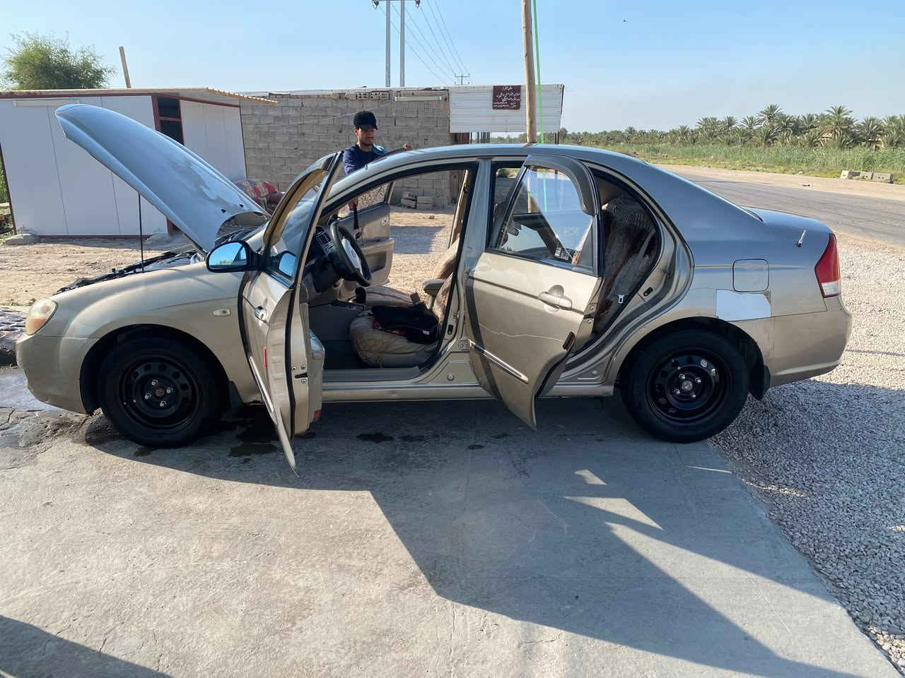 سيراتو موديل8 خليجي رقم بغداد جاملغ امامي جهه السايق صبغ والبقيه مكفوله باسمي السعر82 للاستفسار اتصل ***********

