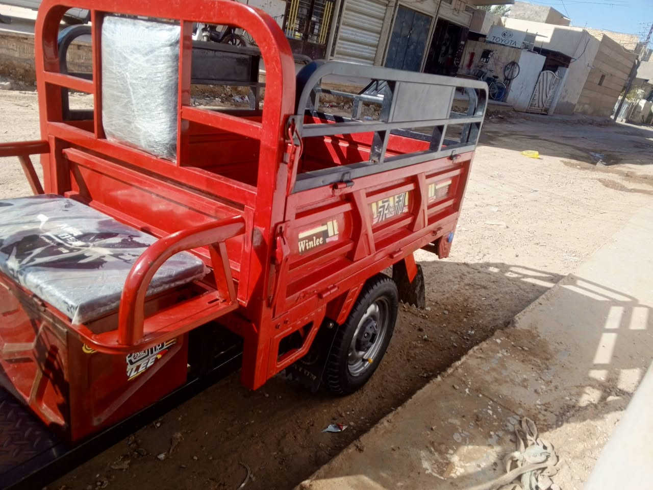 السلام عليكم ستوته جديده تخم باتريات جديد ستوته نظيفه ابو غريب 
مليون وبيها مجال***********
