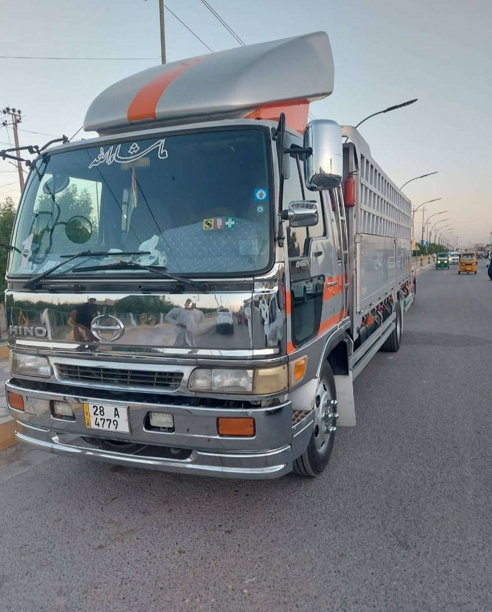 سلام عليكم هينو انكر للبيع 80سوبر بم ونوزل موديل97اصل سنويه جديده رقم نجف دولي سياره مكفوله كفاله عامه دوشمه جديده تبريد جديد تاير محور 19ونص سبير عدد ثنين صناديك تانكيات400لتر محجر سبايدر سياره جاهزه الف ماذب عليها كبل للشغل مكاني بصره زبير ترهم بيع او مراوس بكنتر ***********
