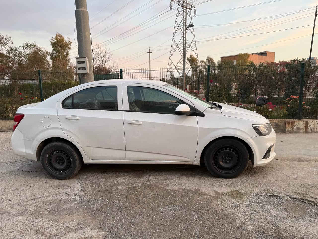 شوفرليت افيو 2019 
فحس و هةزة نوئية 
سندوق سبغ 
2 جيكا ساردة كوت
نرخي 79
*********** أربيل, العراق
