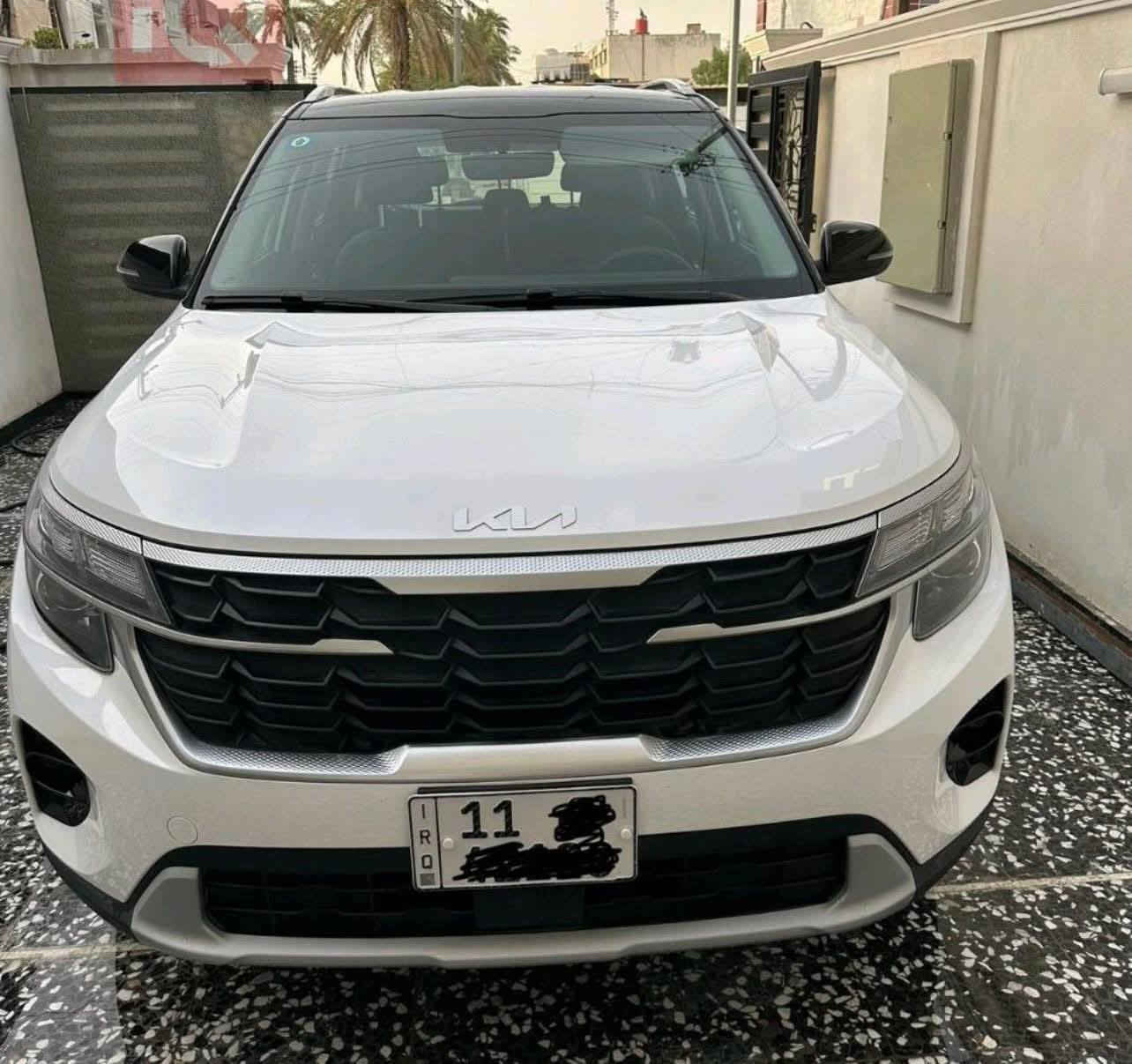 🚘✨ كيا سلتوس 2025 مواصفات .. الجمال بقمة التطور! ✨🚘
تصميم أنيق 💎، داخلية راقية 🖤، وتقنيات حديثة تخليك تستمتع بكل لحظة قيادة!

🔹 المواصفات الأبرز:
⚙️ محرك 1500 سي سي دبل نوزل !!
🌀  مرايا جانبية شفط مع إشارة جانبية
🚗 نظام دفع أمامي 
💡 إضاءة LED كاملة مع بصمة النهار
🌅 تبريد قطعتين
📱 شاشة وسطية كبيرة 
🎵 تحكمات مقود
🪑 هندبريك دكمة 
🧊 تكييف شاشة أوتوماتيكي 
🎯 حساسات + كاميرا خلفية + مثبت سرعة
..
رقمها بغداد
ماشية ١٦ الف وقابل لزيادة
باسمي موجودة بالكوت

للاستفسار *********** واتساب

#Kia #Seltos2025 #كيا_سلتوس #سيارات_كيا #فخامة #سيارات_2025
