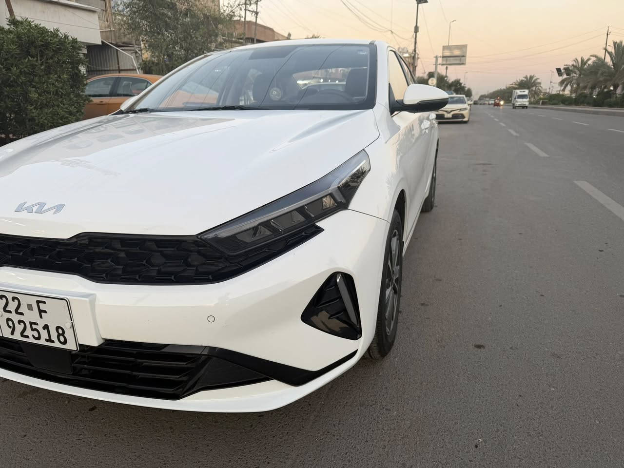 محرك1500 دبل نوزل
فتحه سقف
رادار
لايت لد 3عدسات وحاجب
ايرباكات 6
كامره دواره
تحديد سرعه
تحكم تبريد لمس
اربع وضعيات قياده 
شاشه كبيره
يدات نيكل
تحكم ستيرن جهتين
بصمه باب وبصمه تشغيل
حساس تاير
حساس امامي خلفي
شاشه عداد ديجتال
أشارت ترحيب
مري شفط+اشاير
مري ترحيب 
صندوق ذكي بصمه
كشنات جلد اسود
سايد بريك بصمه
اوتو هولد
درايف 4 قيادات
ماشيه.  43
مكفوله كفاله عامه
المكان بغداد 
السعر 136
***********
