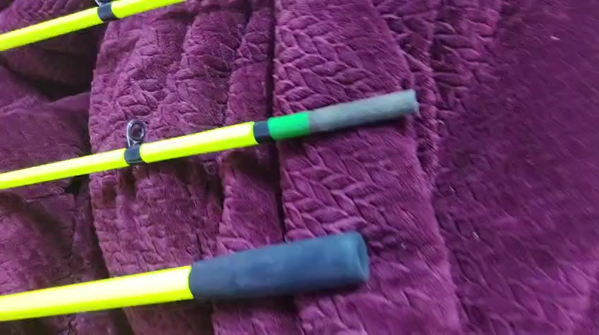 يا الله عيني عود قطعتين طول 270من شركت التمساح العود كاربون مو جلاتين سعر القطعة 15الف يوجد خدمه توصيل الجميع المحافضات 5تالاف الحجز ولاتصال على الواتساب او على الخاص ***********
