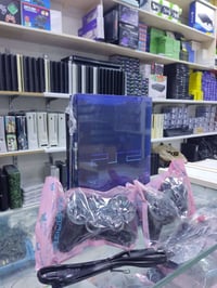 بلاي ستيشن 2 • ملحقات كاملة • توصيل مجاني