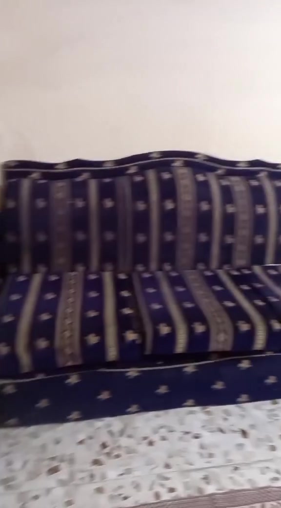 اغراض منزلية للبيع الشراي يتفضل خاص والعنده اغراض ابيعهن وبنسبه  يتفضل خاص داخل الحله فقط


**إذا كنت صاحب هذا الإعلان وتريد حذفه لأي سبب، رجاءا أرسل رسالة إلى الدعم الفني**