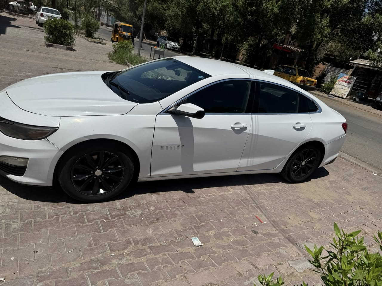 سلام عليكم ماليبو للبيعLt 
موديل2020
حادثه جاملغ جهت السايق 
وبيه صبغ ربع جامغ الخلفي 
مكان سياره بغداد حي جوادين 
السعر 98 وبيه مجال
للتواصل ***********
ممتواجد عل فيس
