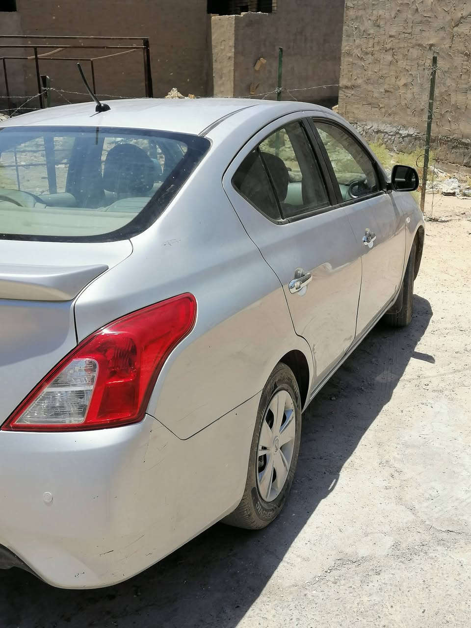 سلام عليكم نيسان سني2019للبيع مكينة مبدلة مال حاوية ياباني جديدة كير خير من الله بيها فقط ملاحضات بسيطة 
الدعامية الامامية مبدلة وبارد بلباب الايمن سيارة حلوة مرتبة   
السعر شدة وبيها مجال انشاء الله للتواصل علة هذا لرقم 
***********

