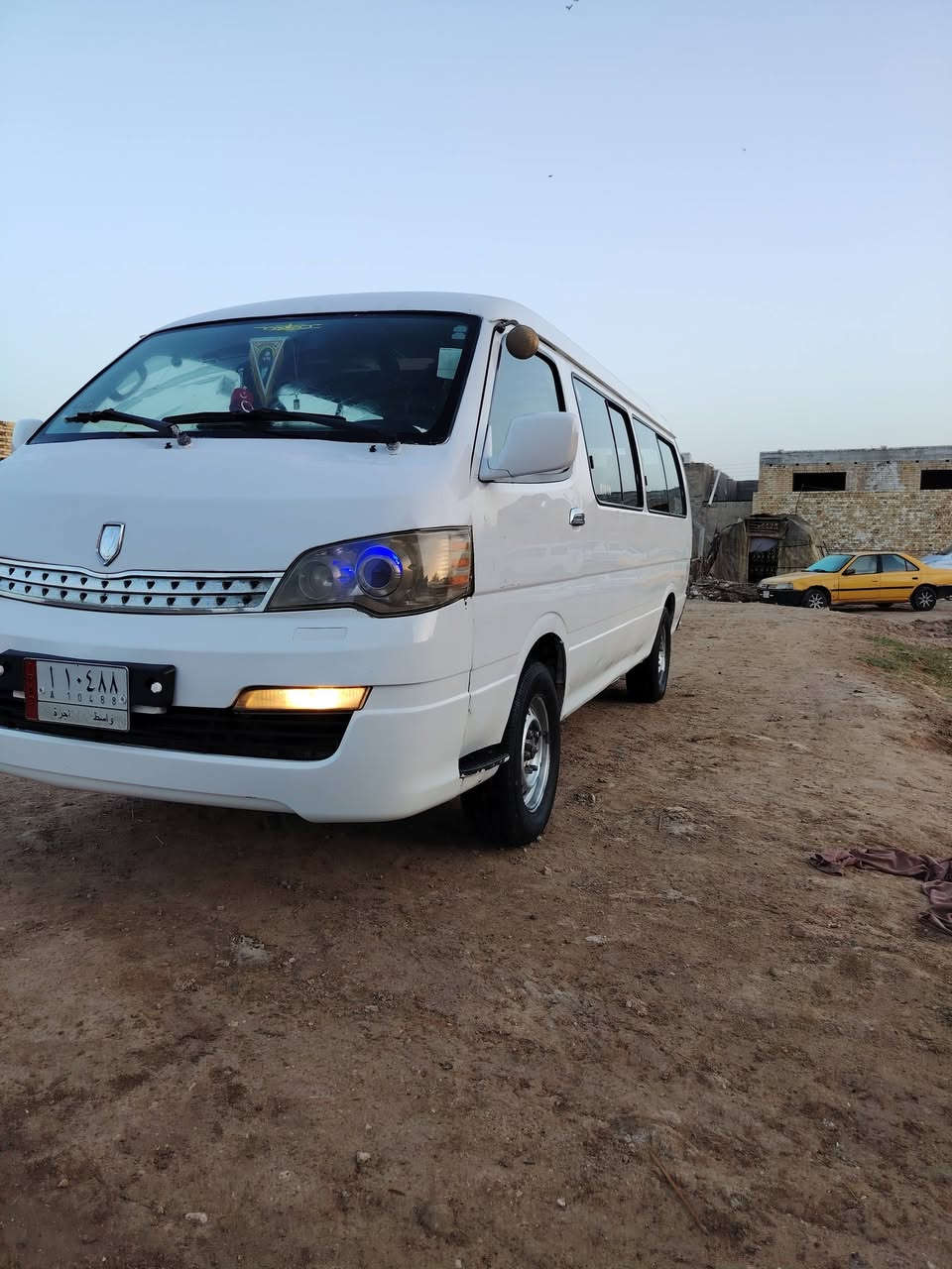 السلام عليكم
جنبي لبيع 14 مكينه ياباني كير اكسن خير من الله 

تخم تاير حداديه جديده دوشمه عامه كهربائيات كله شغاله تدفئه رقم سياره واسط 

سياره حره الف مامطلوبه بيه قاصرين سنه وصير بسمك ابيع موصلليه 

رعيها ب واسط لايت زنون عالي ناصي السياره جاهزه برغي ماعوزهه مكاني ناصريه سوق الشيوخ السعر (48)وبيه مجال 

***********
