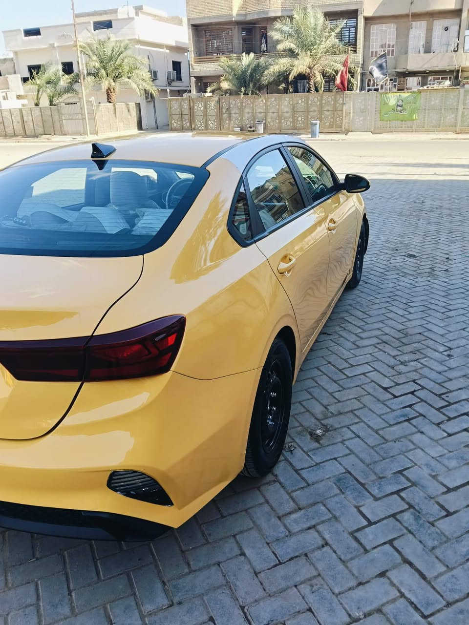 سلام عليكم شباب فورتي ٢٣ امريكي باب سايق وجاملق امامي ***********
