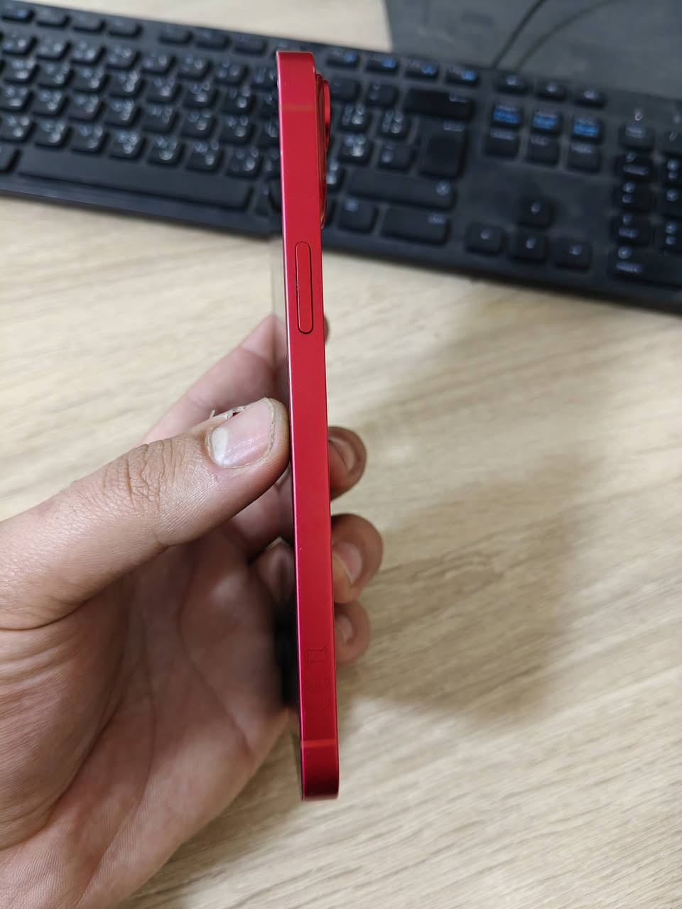 سلام عليكم
للبيع ايفون 14 بلص Z/A
مكفول من كلشي 
بطارية 87 
لون مميز 
نظافة 99% 
ذاكرة 128 
السعر 640 وبي مجال 
مكاني نجف توصيل متوفر 
***********
