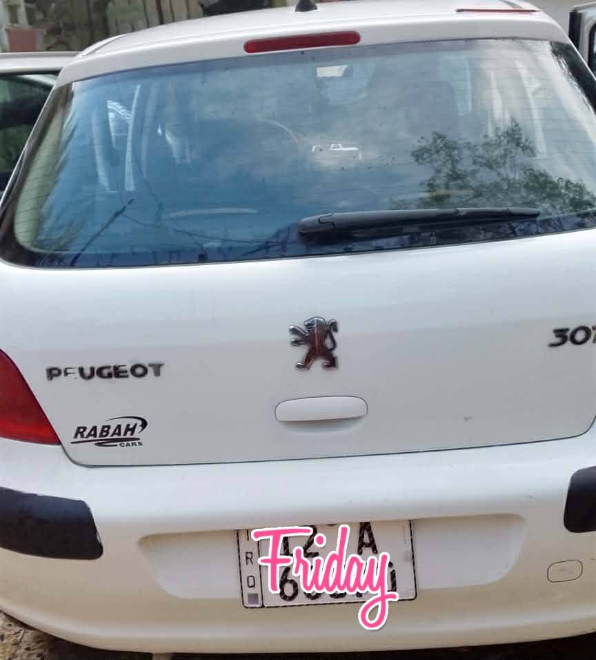 للبيع بيجو ٣٠٧ كير ومحرك شرط تبريد تدفئه فوول طخم تايرات جديد السعر ٦٠ وبيها مجال للاستفسار الاتصال ***********
