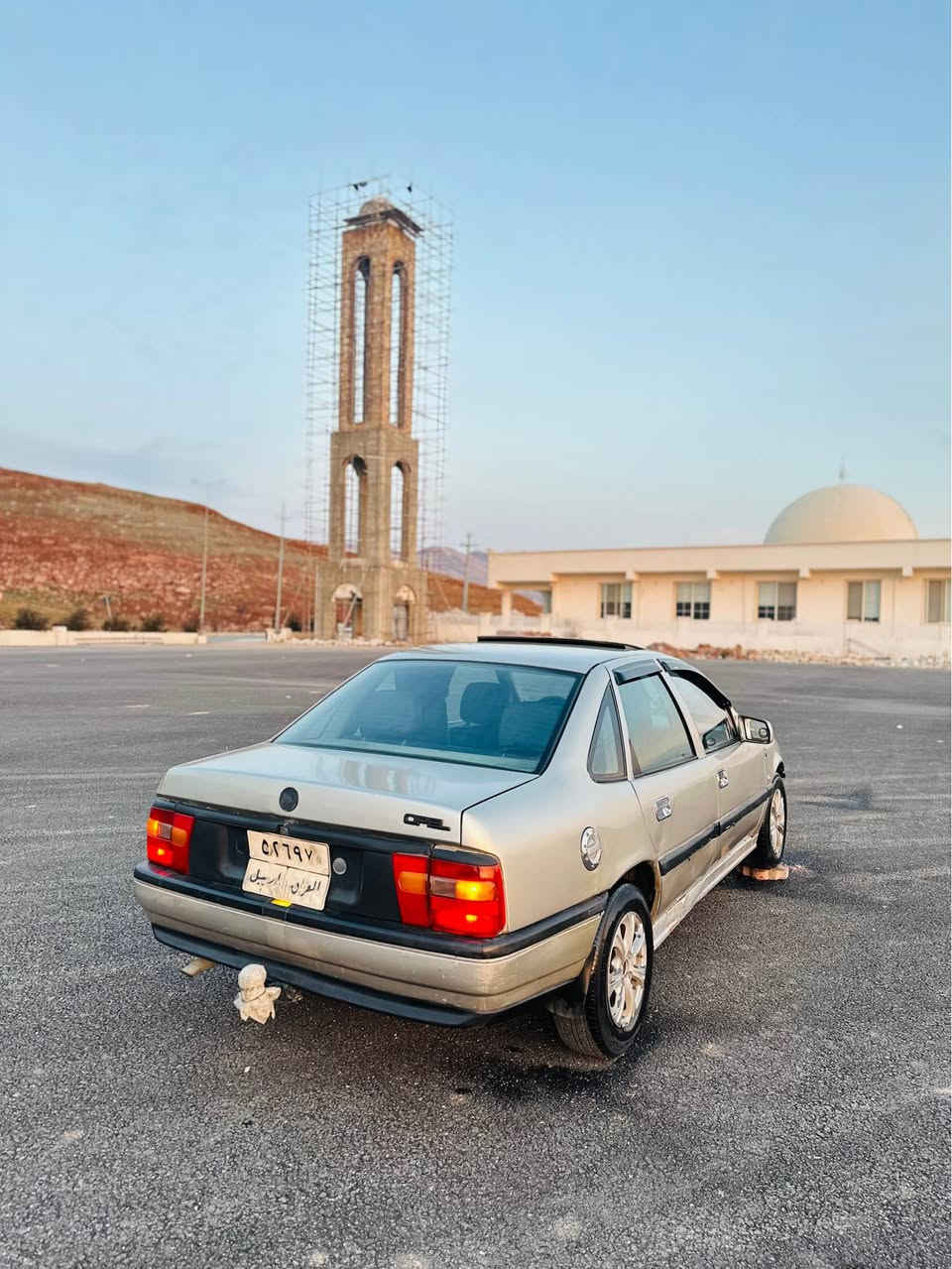 لەسەر ئیزنی کاکی ادمین فڕۆشتنی خیرا( 32) وەڕەقە خوار هەموو بازاڕ😱)ڤیکتڕا مۆدیل (1990) سەیارەکە ڕەقەم هەولێرە تازە سەنەوی بەسەر جوە  250 هەزاری خڕامە لەسەرە دوای محامەلە دەی گەڕینمەوە ڕەقەموو دەحویلوو بەناو کردن بەشەرت  مەکینەی (20) گیڕومەکینە بەشەرت 10 فیتەر سەیارەکە تازە سبوخ حئم کردوە بەس بۆ جوونی دەحمی بشتوو بێ شی نیە موسو بڕاوە و بەشەرت   (4)تایەوە بۆ بەستاوە  خایسی نیە کارەبای هەموو تەنجیل گەرمی هەمووی ئیشدەکات زۆر زۆر تندوو تۆڵە بۆزانیاری زیاتر بێوەندیم بێوەبکە(***********) ناو نیشان کۆیە كويسينجاك, أربيل
