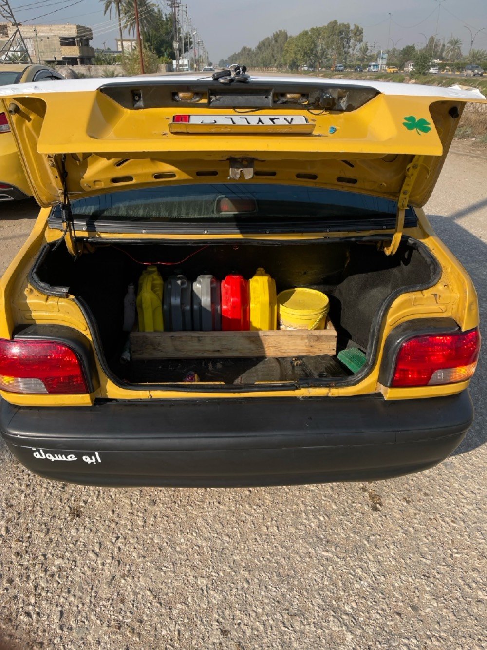 كربلاء 

سايبا مديل 12 سياره حلوه ونضيفه ومرتبه ومتعوب عليه سياره سنويه ماسقطه مصفره هيئه وغرامات مكينه وكير برايد بيه خيط بخار بدايه بيه خياسات بل مصطره مال شاصي وسياره حلوه كلش 