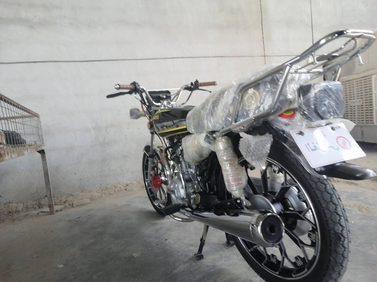 سلام عليكم ورحمة اخوان دراجة 5كير 2025 بشهر العاشر طابعه بعدهي بل لايلون برغي واحد مامفتوح بيها عنواني بابل مويلحه قرب جسر المشروع سعر 875وبيها مجال رقم *********** واتساب بي
