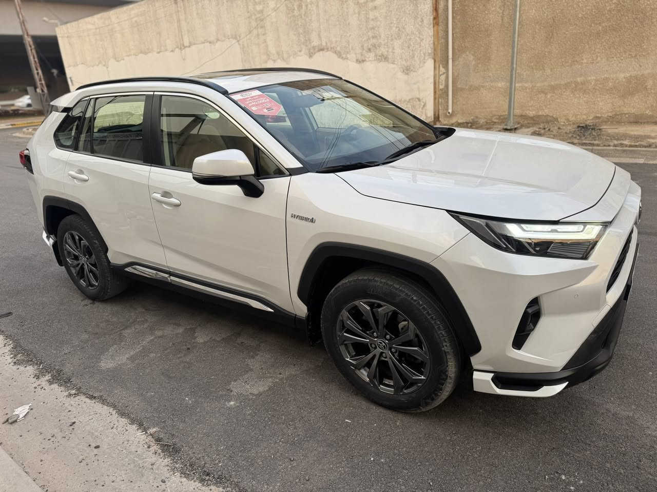 تويوتا راف4 موديل 2024 (((   عداد المسافة 15 الف فقط   )))
هايبرد  شركة تويوتا 
8 سنوات بطارية 40 الف 
كيلو صيانة وتبديل دهن مجاني مكفولة
 من الصبغ والضربة بارد بسيط 
عداد 15 الف 
بحالة جيدة جدا محرك 2500 بصمة سلايت
 تشغيل عن بعد هند بريك بصمة وباقي 
المواصفات الشركة مكاني المنصور او علي الصالح 
رقم صاحب سيارة ***********
