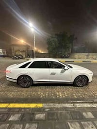 هيونداي ازيرا ( كرانديور )  هايبرد 2023 وارد كوري  1600تيربو الضرر / ق...