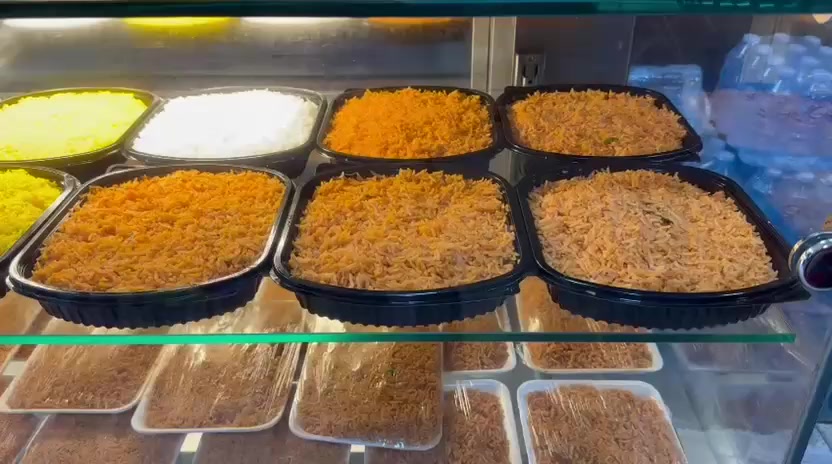🍽️ مطعم الطيب – شرقي وغربي
🚗 توصيل الغزالية وحولها
📍 شارع المركز
📞 ***********
📞 ***********
📞 ***********
بانتظاركم 🤍😋
