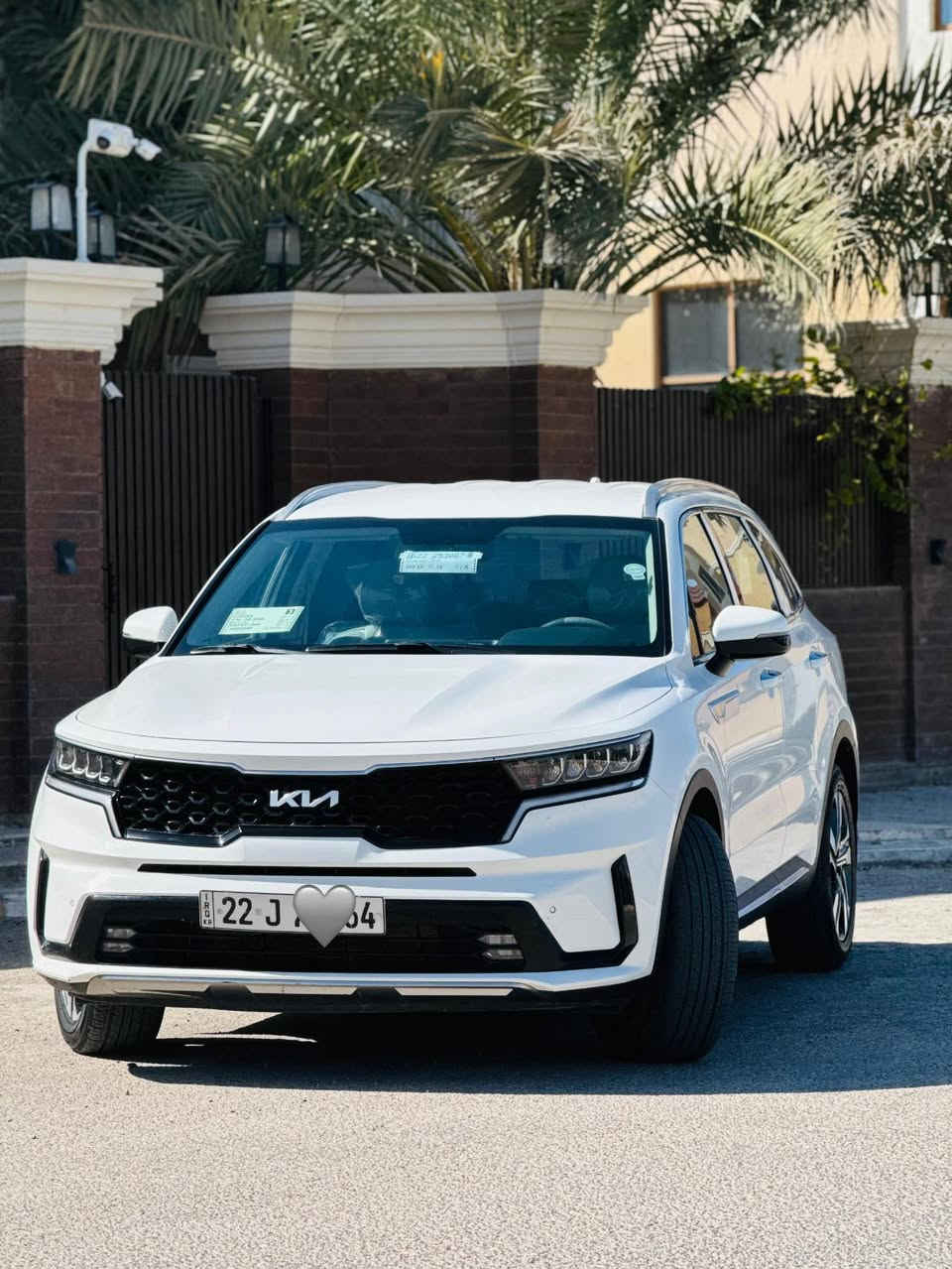 سلام عليكم  سورنتو موديل 2023 كفاله عامه من صبغ وتبديل رقم اربيل ماشيه 85 فقط بارد باب الصدر كما موضح بصور قليل جدا السياره جاهزه من كلشي مواصفاتها معروفه فول عدا البنوراما 
السعر 280 وبي مجال حك الجيه 
غير متواجد على الفيسبوك 
رقم الهاتف ***********
