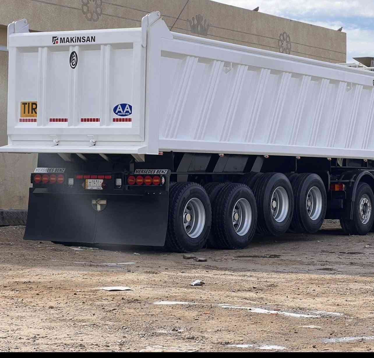 ماك نيسان 31متر ويه لبوري ***********
