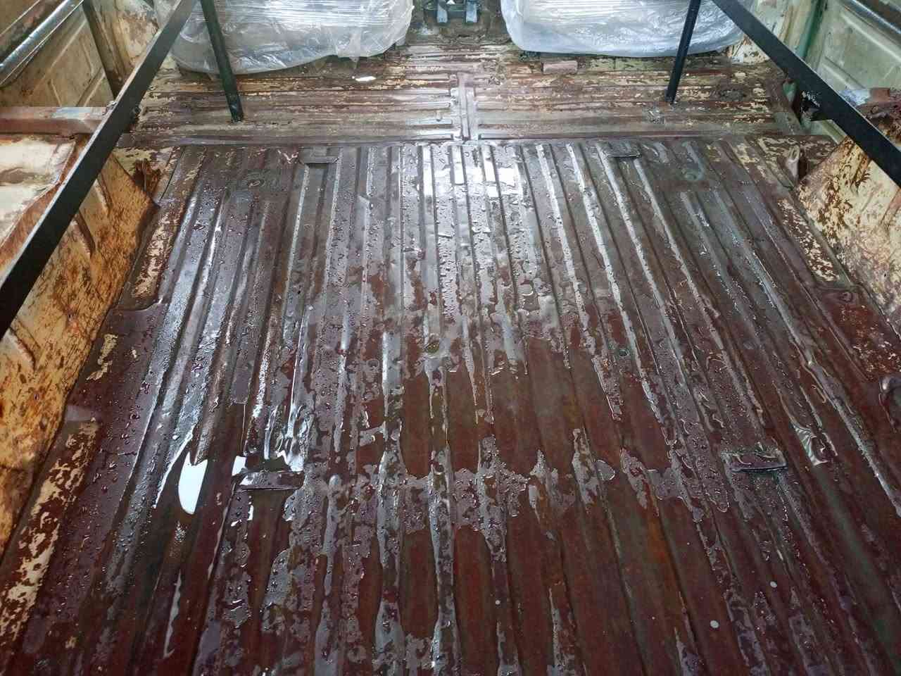 السلام عليكم 
للبيع واز 88 مكينه ونجي كير بيها تبخير أوتوماتيك السياره تحويره كامله ما عدا الاستيرن  شويه ثكيل السعر2300 وبيها مجال قليل ***********
