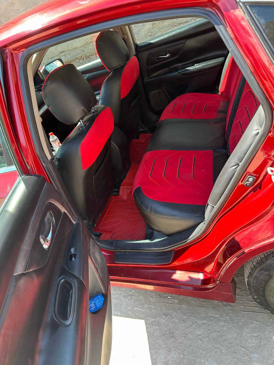 السلام عليكم 
نيسان التيما موديل 18 S
ضررها اصبع من البنيد ومبدل البنيد سياره مكفوله من كلشي عليها منظمومه زنون ناصي عالي تخم تاير باتري جديد السياره الف دينار ماتصرف عليها سياره جاهزه من كلشي تبريد اذا مو ثلج مرجوعه سباره متعوب عليها حيل والبنيد شويه بي جراد لان مبدل الاصلي وحديد 
السعر 130 وبيها مجال قليل
***********
