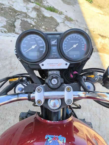 سيبي فور لل بيع موديل 2012 شرط من  تايه إلا تايه   سعر ..25.. بي مجال بصيد كزوز رياضي  .***********
