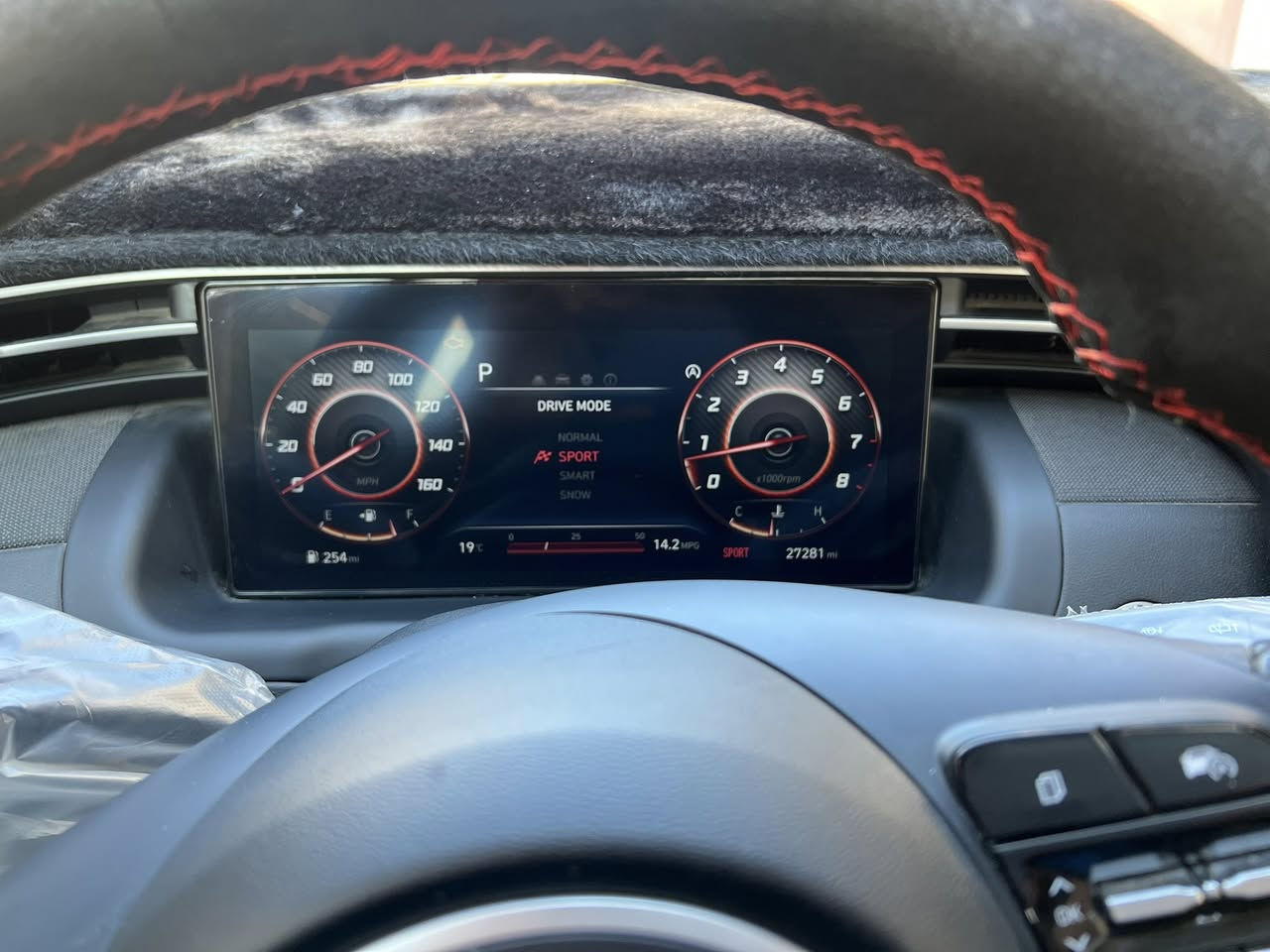 السلام عليكم لون مميز  احلى من الصور
هونداي توكسان 2023 وارد امريكي بغداد بأسمي تحويل ثاني يون بدون حادث سرقه دعاميات فقط صور واتساب

ماشية 28 الف 

المواصفات: بصمة / فتحه / جلد / تشغيل عن بعد / كرسي كهرباء / فور ويل / جنطة كهرباء / رادار امامي / رادار جانبي / قيادة الية / فول تحكم ستيرن / تحديد مسار / كشنات تدفئة / مود درايف / إطفاء ذاتي / مانع انحدار / مانع انزلاق / هندبريك دكمة / اوتو هولد / شحن وايرليس / شاشة كبيرة تدعم الكار بلاي / كامرة دوارة / قطعتين تبريد / محرك 2500 GDI / لايت زينون / بلوجكتر زينون  
مكاني بغداد حي اور
للتواصل والاستفسار : ***********
