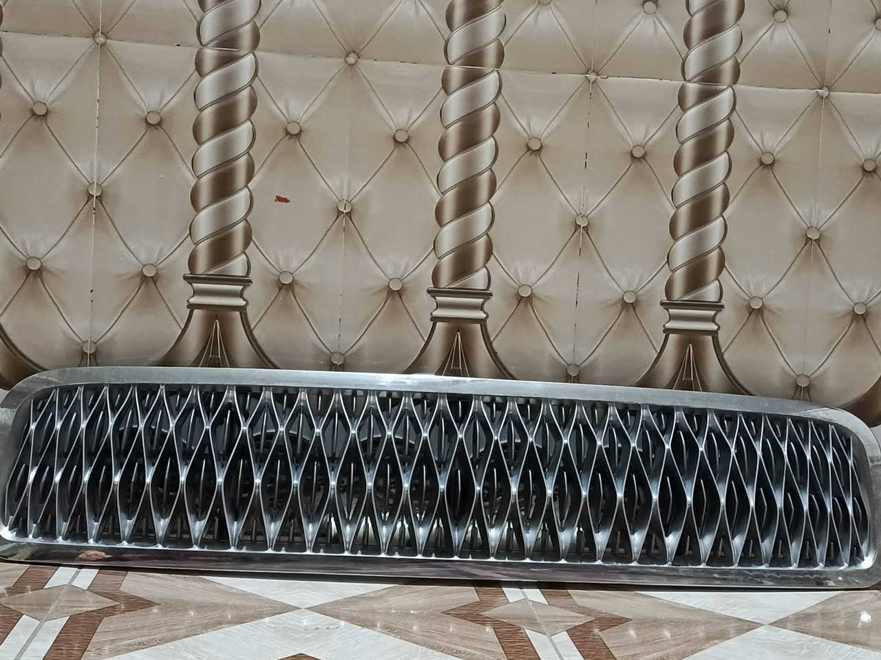 سلام عليكم غراظ البيع غلاف كيه فحل عنوان كوت مركز المدينه ***********وثير***********
