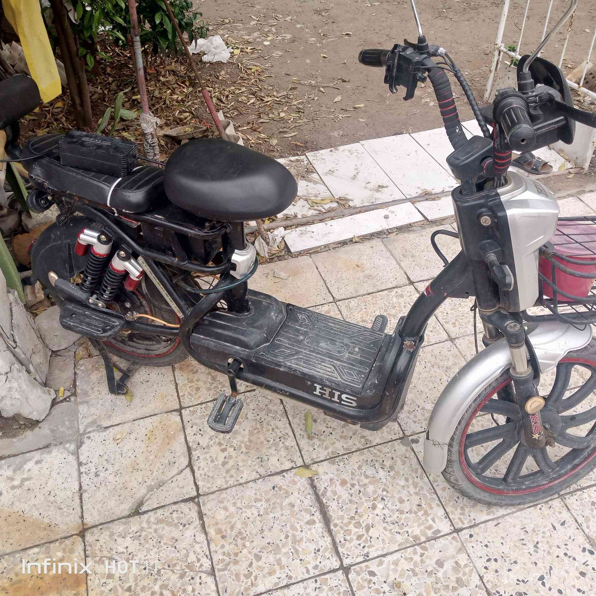 دراجة شحن جاهزة  وشغالة كهربائيات كله شغال  المكان بغداد حرية السعر 190 باتريات نص عمر بن


**إذا كنت صاحب هذا الإعلان وتريد حذفه لأي سبب، رجاءا أرسل رسالة إلى الدعم الفني**